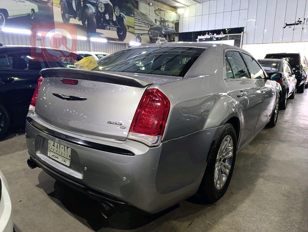 Chrysler 300